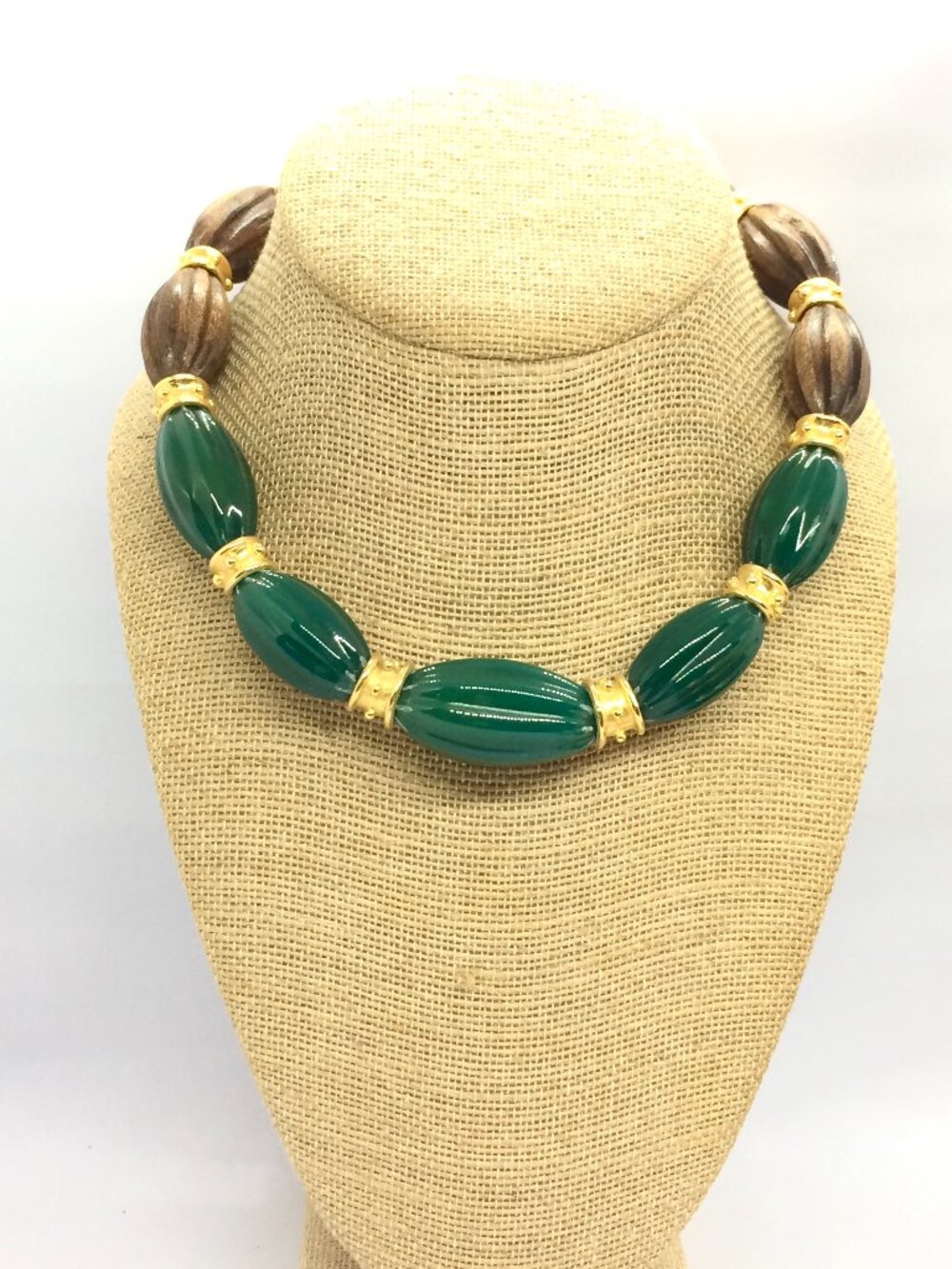 FRANCESCA ROMANA NECKLACE Green Agate Wood Gold Plated Etruscan Brazil NWT